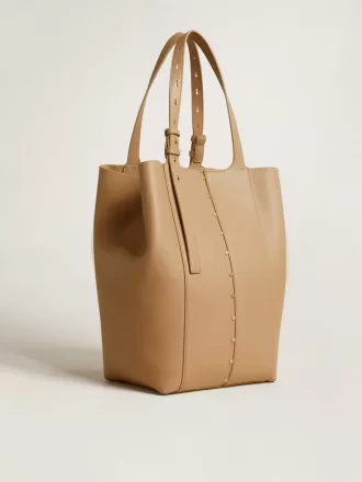 24/7 Bag North South aus cappuccinofarbenem Leder mit verstellbaren Griffen