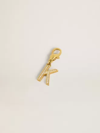 Anhänger mit dem Buchstaben K aus goldfarbenem Messing mit Kristallen