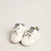 Baby Old School mit Stern aus Wildleder und hellblauer Lederlasche an der Ferse