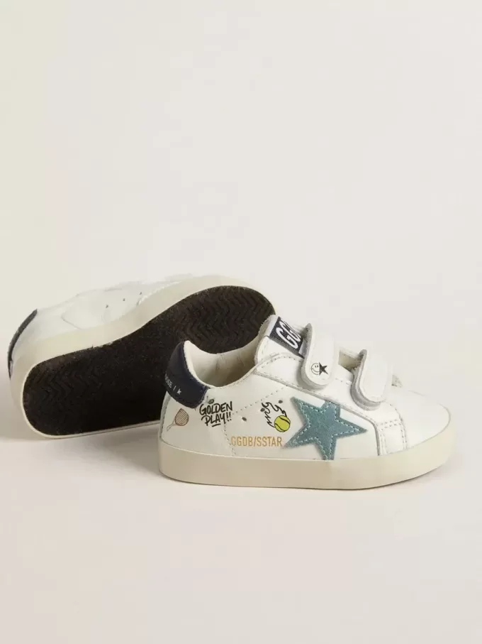 Baby School aus weißem Nappaleder mit hellblauem Wildlederstern und Tennismotiv Baby School aus weißem Nappaleder mit hellblauem Wildlederstern und Tennismotiv