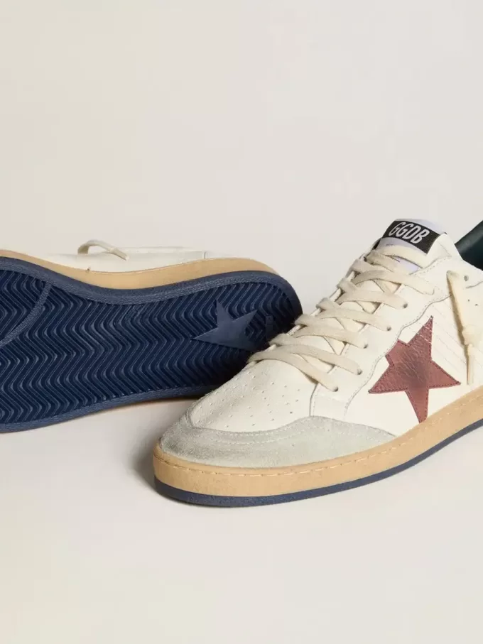 Ball Star aus Nappa mit braunem Nubuk-Stern und Nappa-Fersenlasche