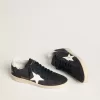 Ball Star für Damen aus dunkelblauem Wildleder mit Lederstern und Fersenlasche Ball Star für Damen aus dunkelblauem Wildleder mit Lederstern und Fersenlasche