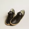 Ball Star für Damen aus schwarzem Nappaleder mit schwarzem Glitzerstern und Fersenlasche aus Wildleder