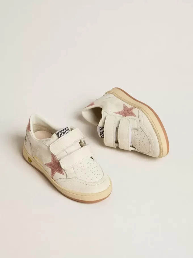 Ball Star Junior aus Nappa mit pfirsichrosa Glitzerstern und Fersenlasche