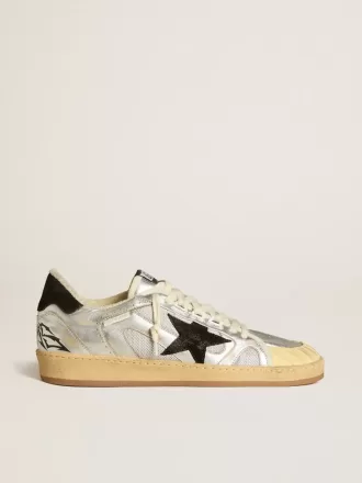 Ball Star LAB aus silbernem Leder mit schwarzem Wildlederstern und Fersenlasche