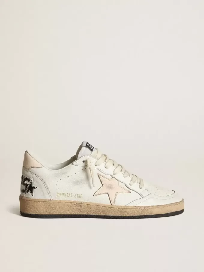Ball Star LTD aus weißem Nappa mit lachsrosa Nappa-Stern