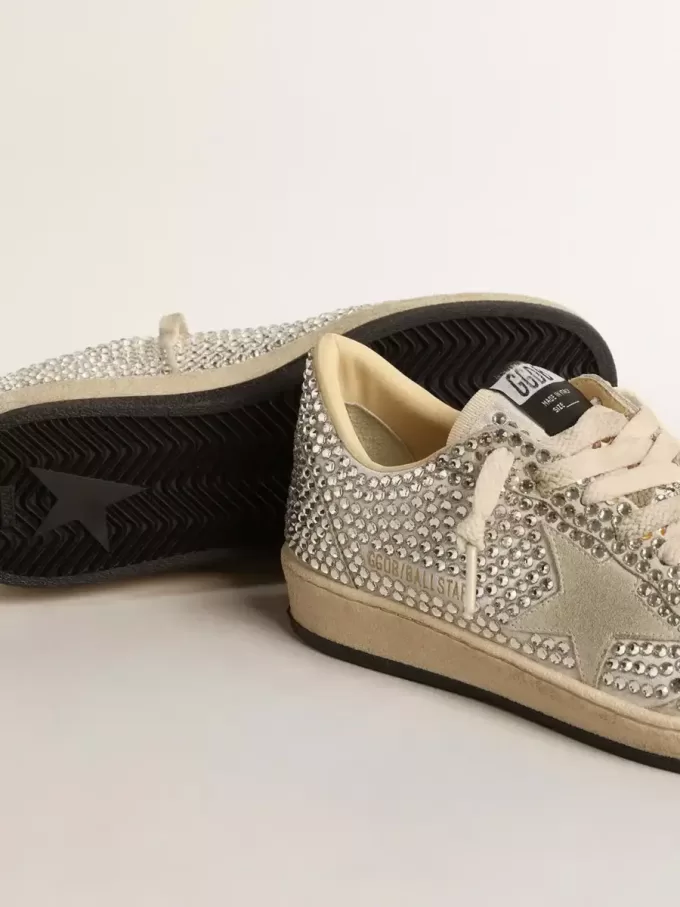 Ball Star LTD für Damen mit Swarovski-Kristallen und grauem Wildlederstern Ball Star LTD für Damen mit Swarovski-Kristallen und grauem Wildlederstern