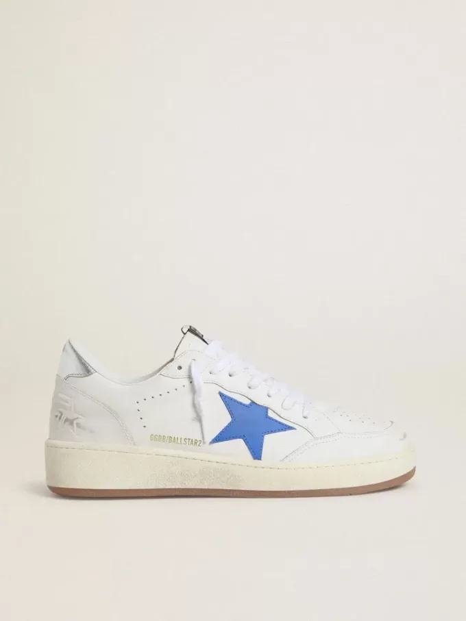 Ball Star mit hellblauem Lederstern und silberfarbenem Lederfußhebel