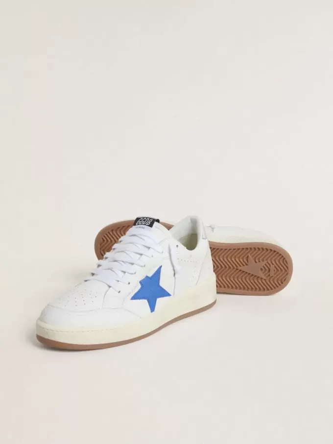 Ball Star mit hellblauem Lederstern und silberfarbenem Lederfußhebel
