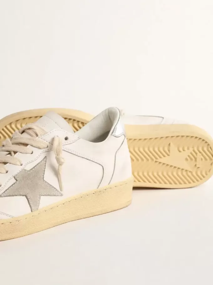 Ball Star mit Stern aus Wildleder und Fersenlasche aus Metallic-Leder