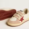 Ball Star Teen aus Nappa und Wildleder mit rotem Stern und rotem gesticktem Herz