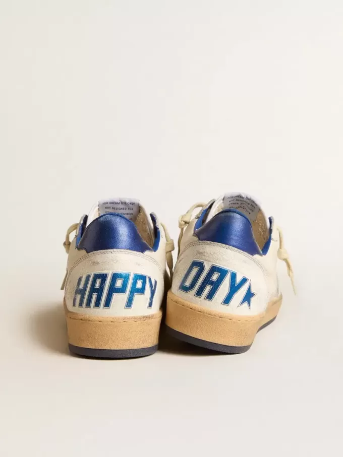 Herren-Sneaker „Ball Star Wishes” aus weißem Nappaleder mit leuchtend blauem Stern und Fersenlasche