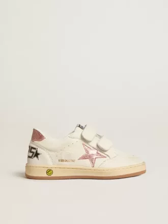 Ball Star Young aus Nappaleder mit pfirsichfarbenem Glitzerstern und Fersenlasche
