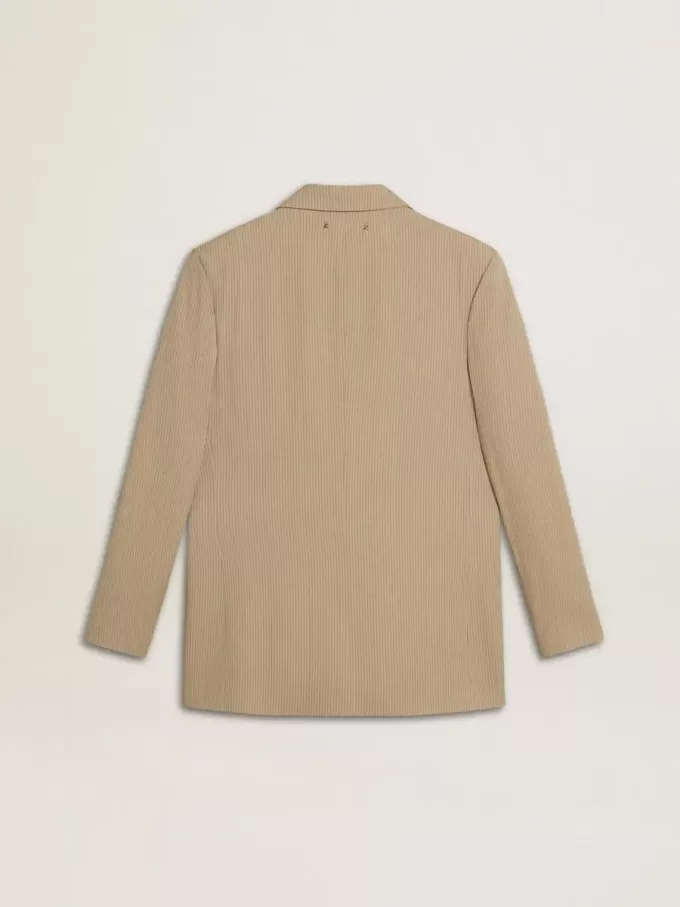 Beigefarbene Damenjacke mit Nadelstreifen und einreihiger Knopfleiste in Oversize-Passform Beigefarbene Damenjacke mit Nadelstreifen und einreihiger Knopfleiste in Oversize-Passform