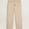 Beigefarbene Herren-Chinos mit Used-Look-Finish