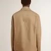 Beigefarbene Herrenjacke mit Blumenstickerei und durchgehendem Reißverschluss