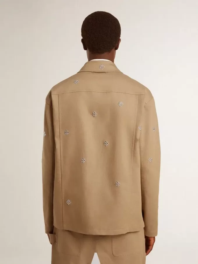 Beigefarbene Herrenjacke mit Blumenstickerei und durchgehendem Reißverschluss