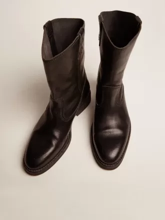 Bikerstiefel aus schwarzem Leder