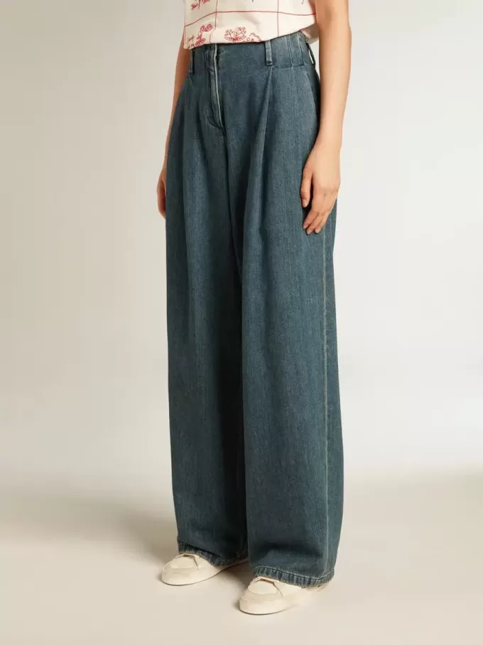 Blaue Damenhose aus Baumwolle mit Falten