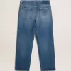 Blaue, locker sitzende Jeans mit mittlerer Waschung Blaue, locker sitzende Jeans mit mittlerer Waschung