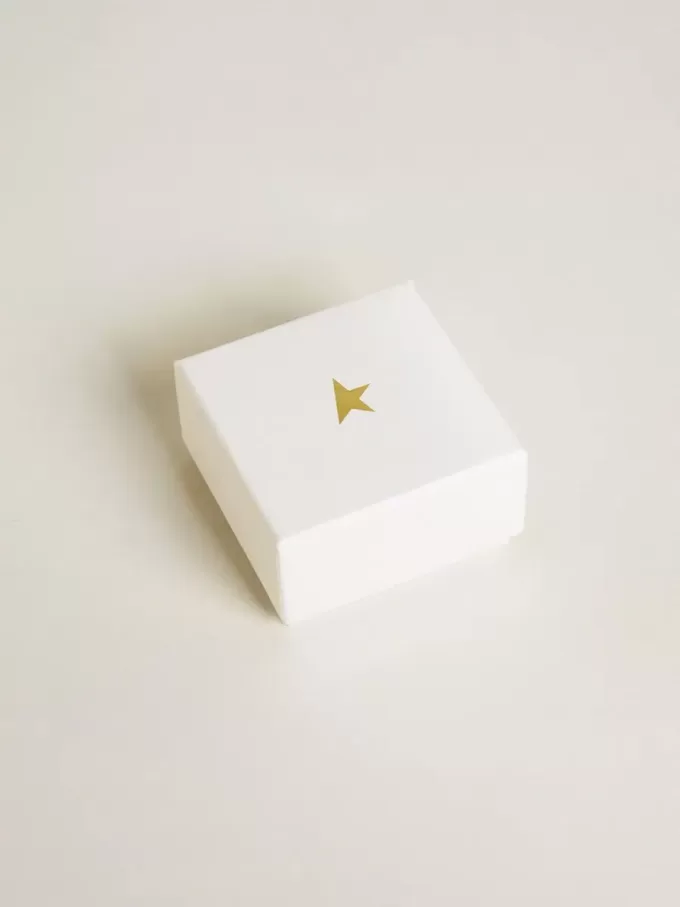 Buchstabe M-Anhänger aus goldfarbenem Messing mit Kristallen