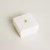 Buchstabe W-Anhänger aus goldfarbenem Messing mit Kristallen