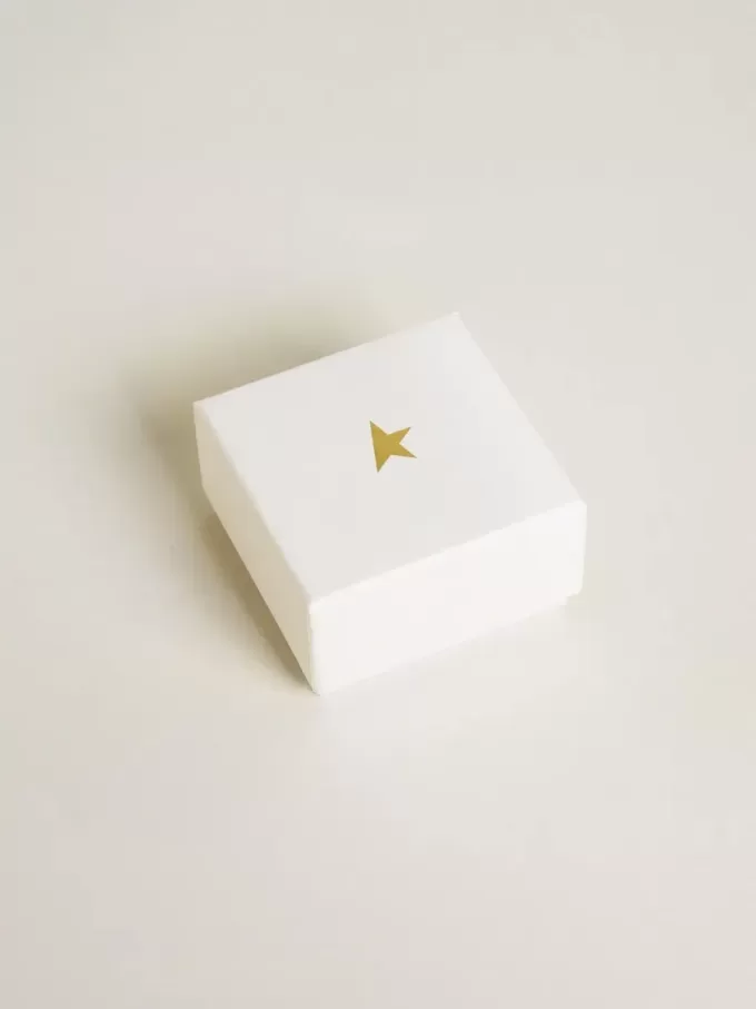 Buchstabe Z-Anhänger aus goldfarbenem Messing mit Kristallen Buchstabe Z-Anhänger aus goldfarbenem Messing mit Kristallen