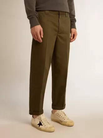 Chinos in Militärgrün aus der Golden Collection