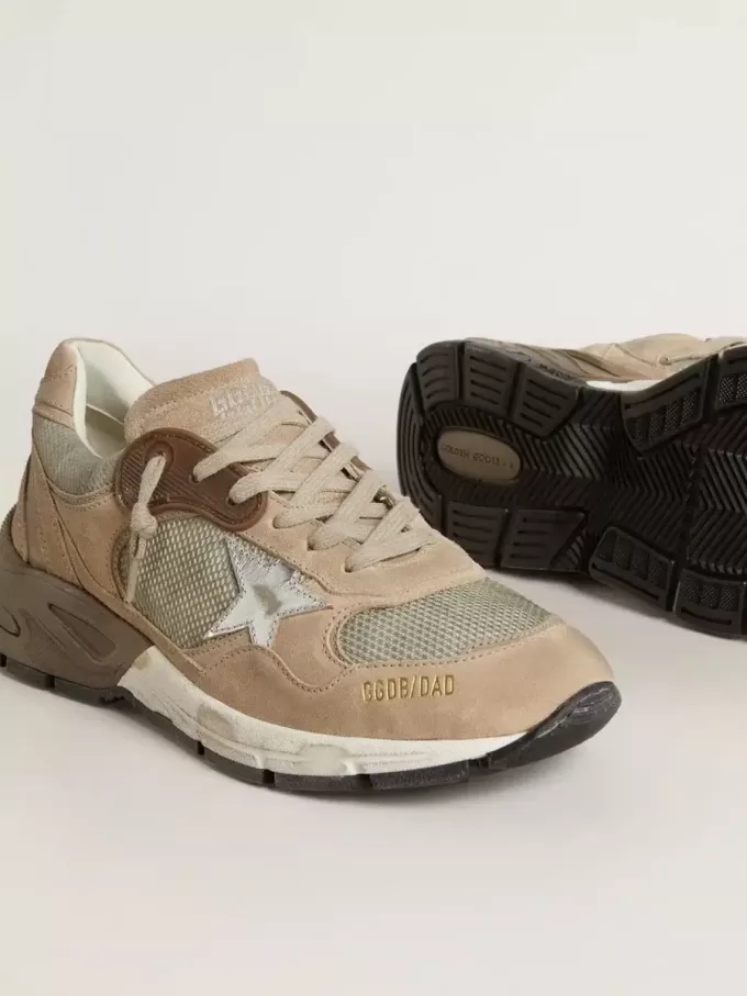 Dad-Star für Damen aus beigem Mesh und Wildleder mit silbernem Lederstern