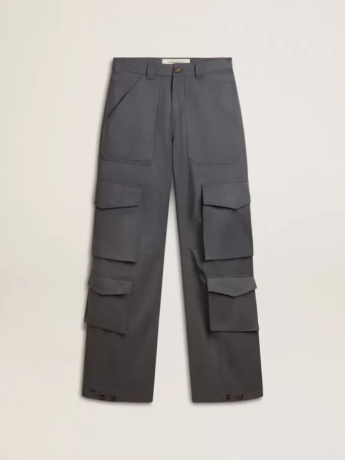 Damen-Cargohose aus babyblauer Wolle