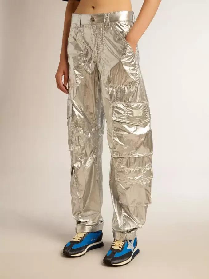 Damen-Cargohose aus silbernem Funktionsstoff