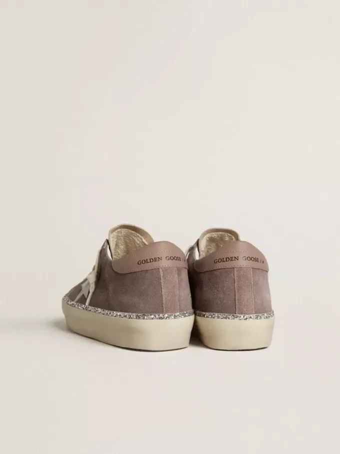 Damen-Hi-Star aus Wildleder mit silbernem Lederstern und Leder-Fersenlasche Damen-Hi-Star aus Wildleder mit silbernem Lederstern und Leder-Fersenlasche