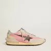 Damen-Marathon aus rosa Nylon und beigem Wildleder mit schwarzem Sternaufdruck