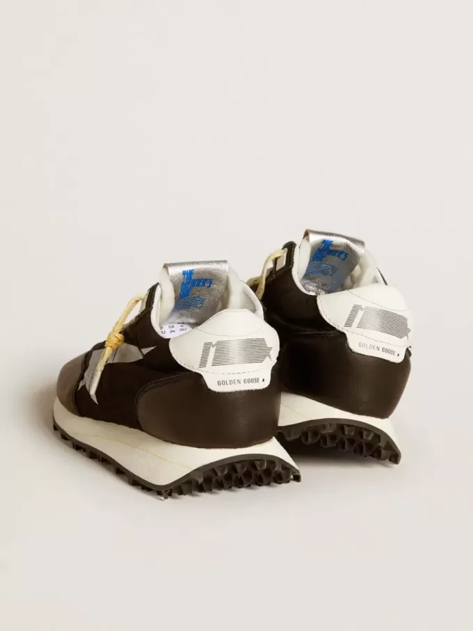 Damen-Marathon mit schwarzem Nylon-Obermaterial und weißem Stern Damen-Marathon mit schwarzem Nylon-Obermaterial und weißem Stern