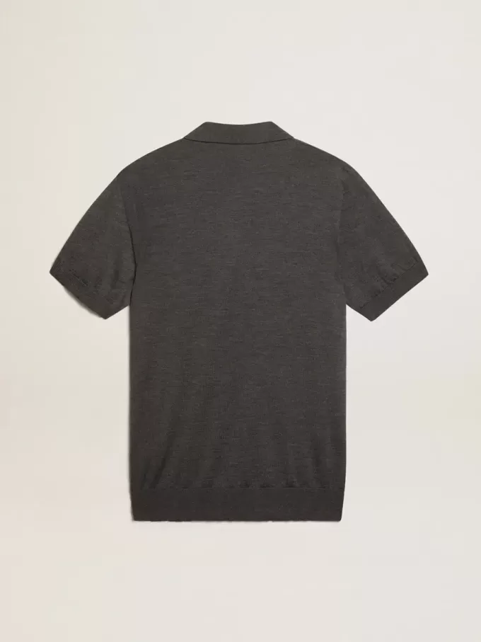 Herren-Polohemd mit kurzen Ärmeln aus grauer Merinowolle Herren-Polohemd mit kurzen Ärmeln aus grauer Merinowolle