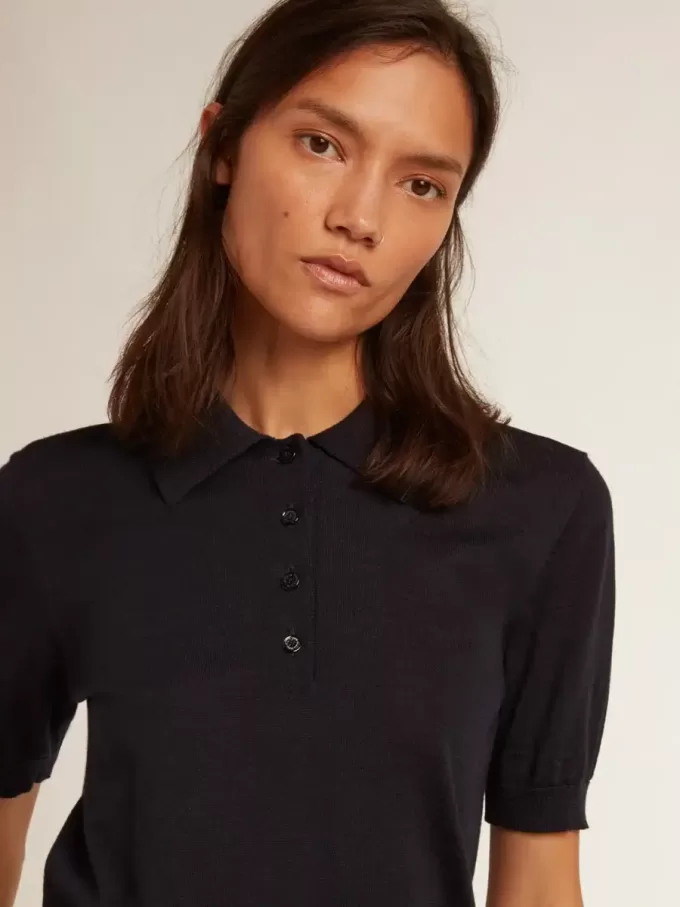 Damen-Poloshirt aus marineblauer Merinowolle Damen-Poloshirt aus marineblauer Merinowolle