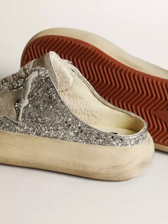 Damen-Sabot „Space-Star” in Glitzeroptik mit eisgrauem Stern und Lasche Damen-Sabot „Space-Star” in Glitzeroptik mit eisgrauem Stern und Lasche