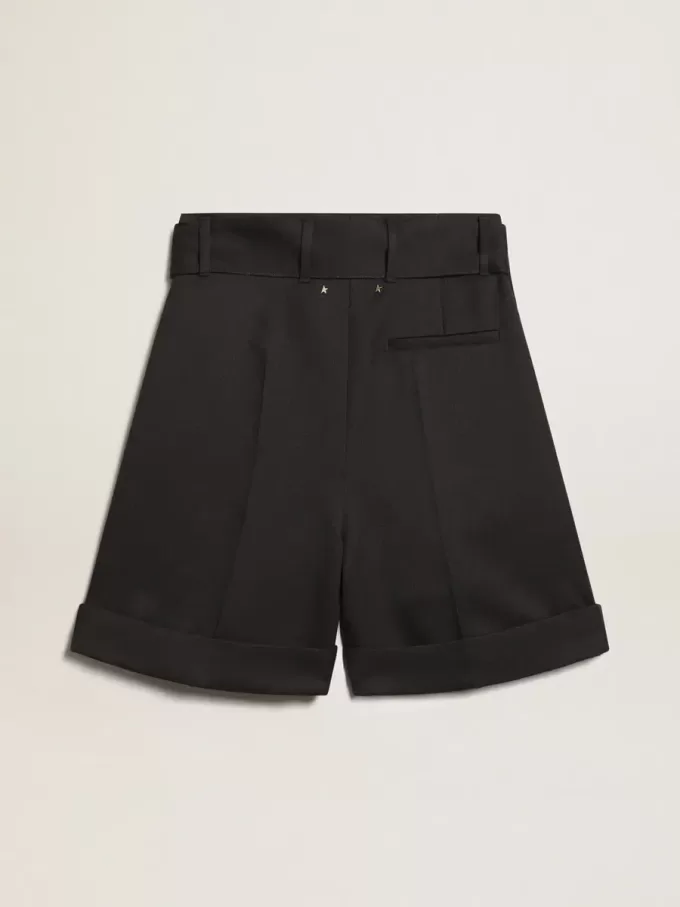 Damen-Shorts aus schwarzer Wollgabardine mit Taillengürtel Damen-Shorts aus schwarzer Wollgabardine mit Taillengürtel