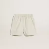 Damen-Shorts aus Wollmischung mit weißen und grauen Nadelstreifen