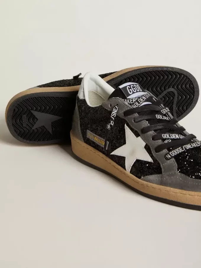 Damen-Sneaker „Ball Star” in Glitzeroptik mit Lederstern und metallischer Lederlasche am Fersenbereich