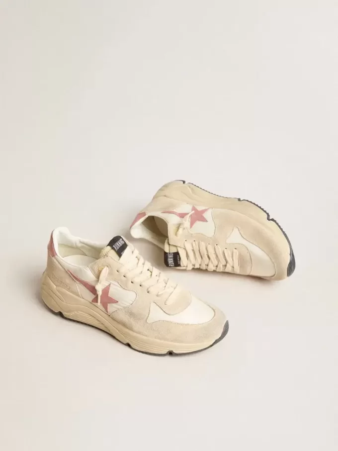 Damen-Sneaker „Running Sole” aus beigem Nylon mit rosa Lederstern und Fersenlasche Damen-Sneaker „Running Sole” aus beigem Nylon mit rosa Lederstern und Fersenlasche