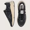 Damen-Sneaker „Running Sole” aus schwarzem Nappaleder und Nylon mit silbernem Lederstern Damen-Sneaker „Running Sole” aus schwarzem Nappaleder und Nylon mit silbernem Lederstern