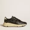 Damen-Sneaker „Running Sole” in Schwarz mit Glitzer, Lederstern und Fersenlasche aus Nubukleder Damen-Sneaker „Running Sole” in Schwarz mit Glitzer, Lederstern und Fersenlasche aus Nubukleder