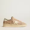 Damen-Stardan aus altrosa Wildleder mit weißem Lederstern und Fersenlasche Damen-Stardan aus altrosa Wildleder mit weißem Lederstern und Fersenlasche