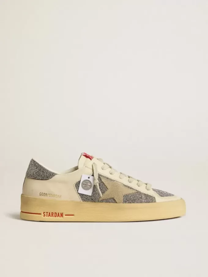 Damen-Stardan aus Wildleder mit sandfarbenem Stern und silbernen Swarovski-Kristalleinsätzen