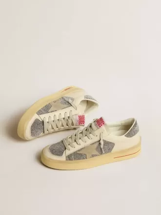 Damen-Stardan aus Wildleder mit sandfarbenem Stern und silbernen Swarovski-Kristalleinsätzen