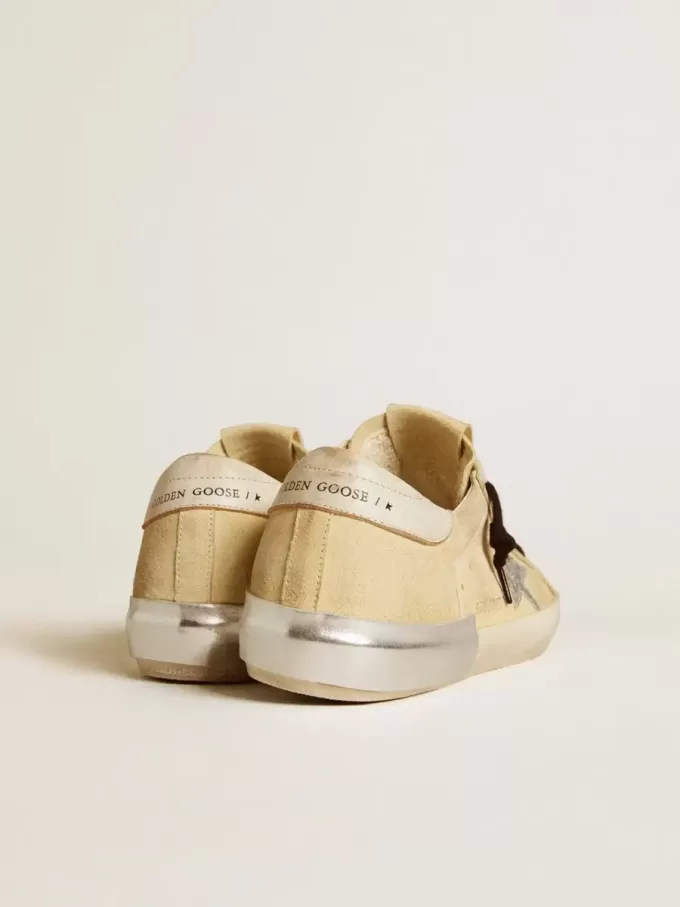 Damen-Super-Star LTD aus Wildleder mit Glitzerstern und Lederlasche am Absatz Damen-Super-Star LTD aus Wildleder mit Glitzerstern und Lederlasche am Absatz