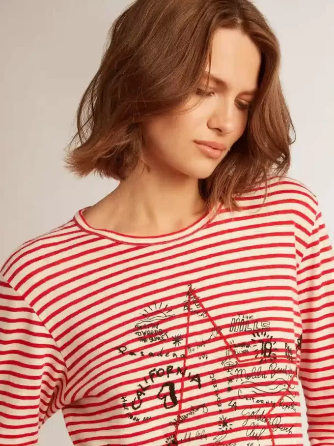 Damen-T-Shirt mit weißen und roten Streifen und Stickerei auf der Vorderseite Damen-T-Shirt mit weißen und roten Streifen und Stickerei auf der Vorderseite
