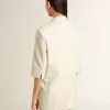 Damenblazer aus weiß-grauer Wollmischung mit Nadelstreifen und kurzen Ärmeln Damenblazer aus weiß-grauer Wollmischung mit Nadelstreifen und kurzen Ärmeln
