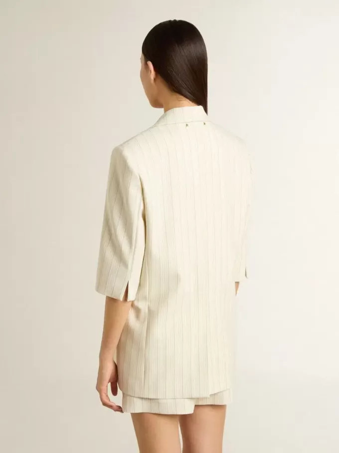 Damenblazer aus weiß-grauer Wollmischung mit Nadelstreifen und kurzen Ärmeln Damenblazer aus weiß-grauer Wollmischung mit Nadelstreifen und kurzen Ärmeln